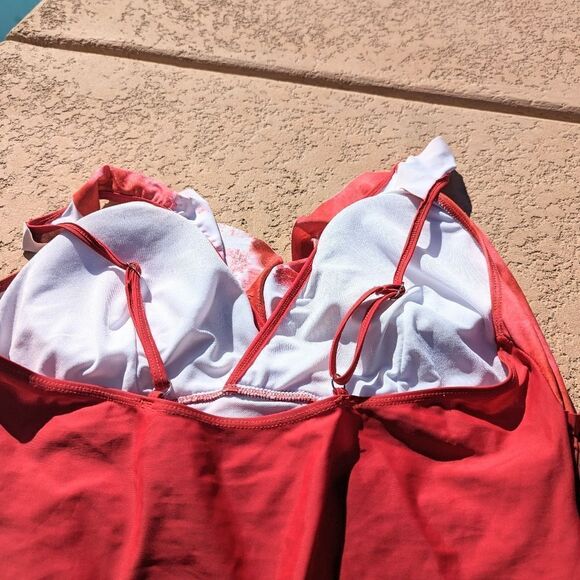 Women's marble red/white one-piece swimsuit - Picture 7 of 16